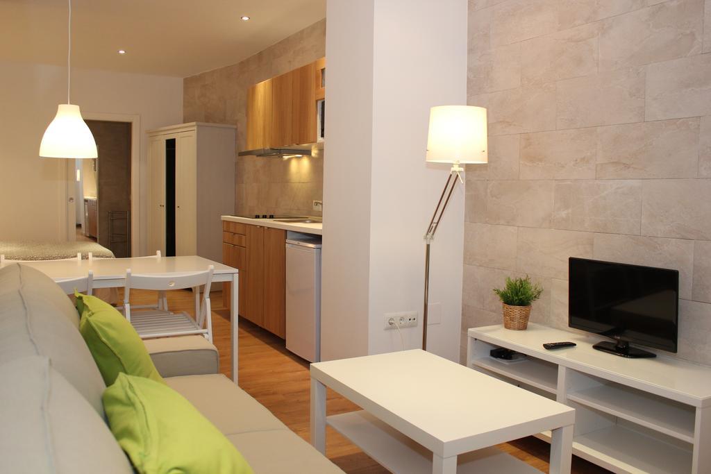 Apartamentos Clavero Málaga Zimmer foto